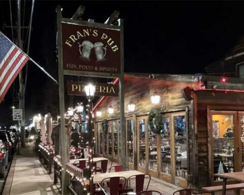 frans pub new hope outdoor deck