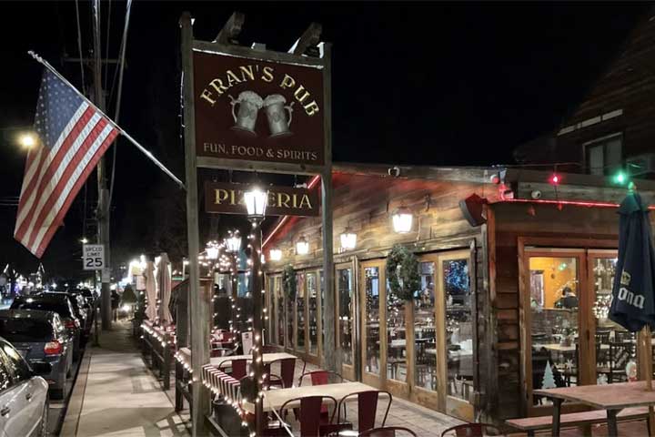 frans pub new hope outdoor deck