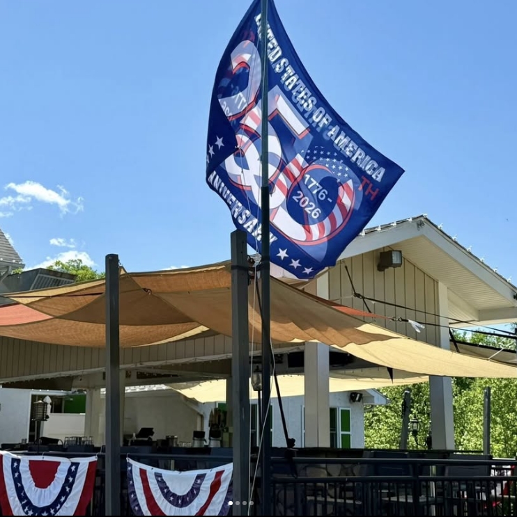 Johnny Apples Bar & Restaurant